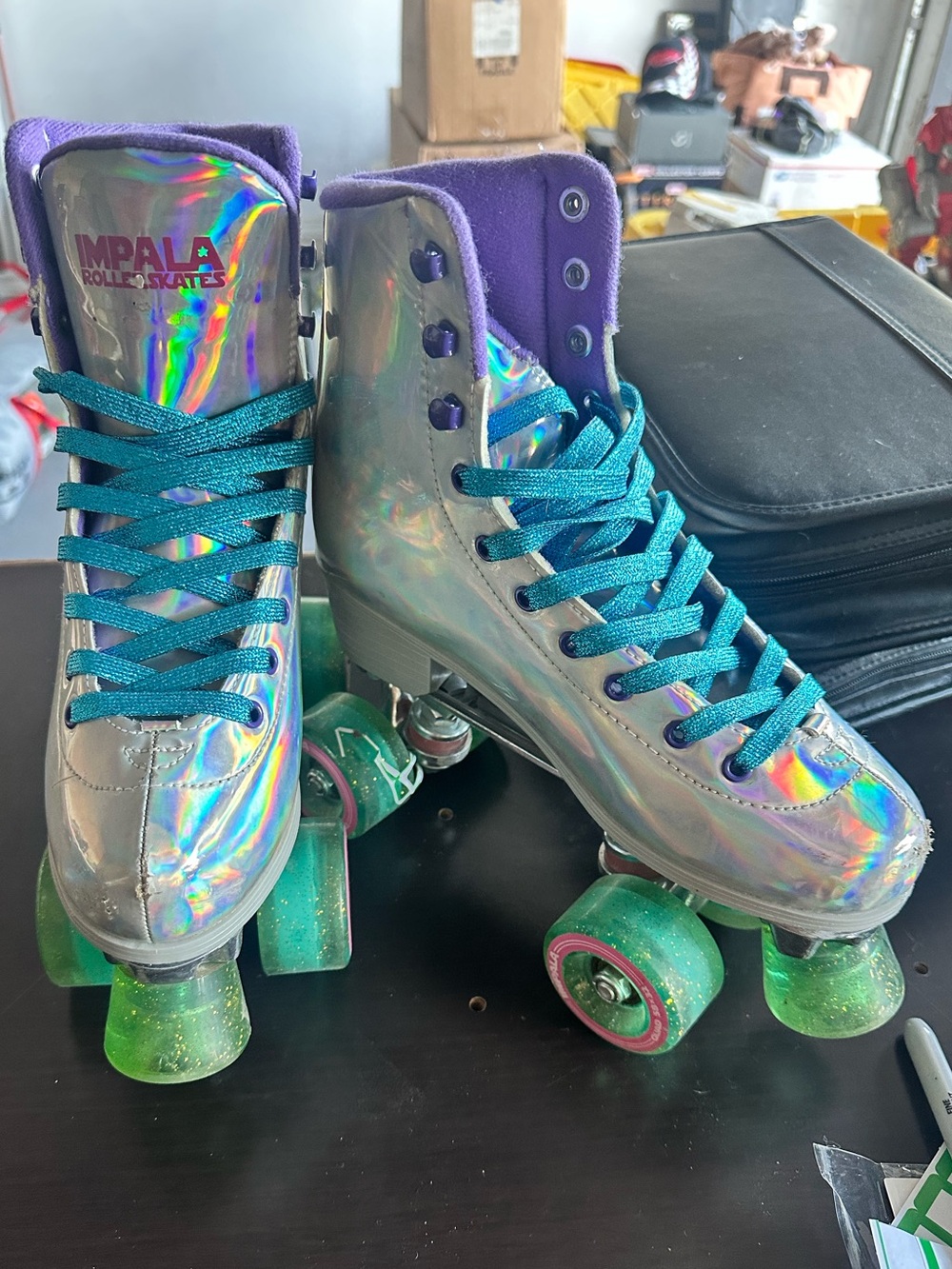 Impala Sidewalk Quad skate Roller Skates Holographic - size 7